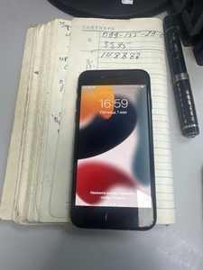 Б/в Мобільний телефон Apple iphone 7 32gb 01-200941937
