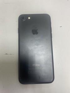 Б/в Мобільний телефон Apple iphone 7 32gb 01-200948763