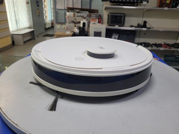 Б/в Робот-пилосос Ecovacs deebot ozmo n8 dln26 01-200894338