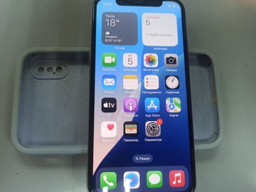 Б/у Мобільний телефон Apple iphone xs 64gb 01-200981831