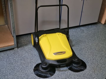Б/в Підмітальна машина Karcher s 4 twin 01-201006256