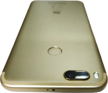 Б/в Мобільний телефон Xiaomi mi a1 4/64gb 01-201011580