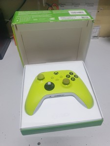 Б/в Геймпад Microsoft xbox series x s wireless controller 01-201038958
