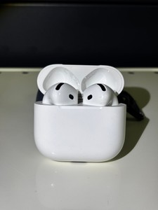 Б/в Навушники Apple airpods 4 01-201056006