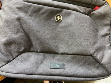 Б/в Сумка для ноутбука Wenger commute 16" grey 01-201019573