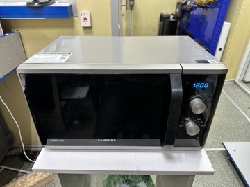 Б/в Мікрохвильова піч Samsung ms23k3614as 01-201053712