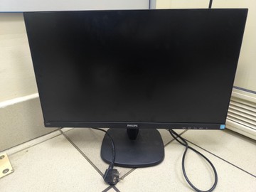Б/в Монітор Philips 243v7q 01-201131231