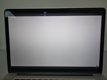 Б/в Ноутбук Apple macbook pro a1398 15,4" core i7 2,2ghz/ram16gb/ssd256gb/intel iris pro 01-201137619