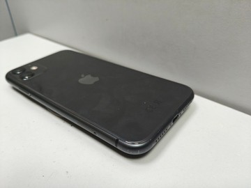 Б/в Мобільний телефон Apple iphone 11 64gb 01-201159204