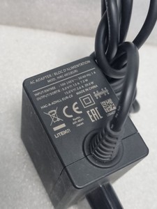 Б/в Мережевий зарядний пристрій Nintendo hac-002 01-201166316