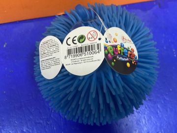 16-000229159: Yoi Toys pufferball