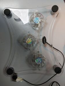 Б/в Підставка для ноутбука Esperanza notebook cooling pad ea107 levanter 01-200471636