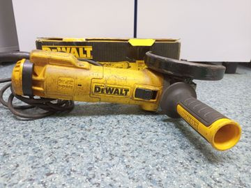 01-200635257: Dewalt dwe4217