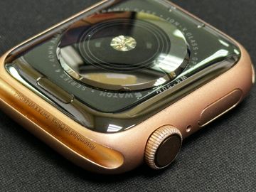 01-200744454: Apple watch series 4 gps 40mm aluminium case a1977