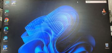 01-200612936: Gigabyte g24f 2