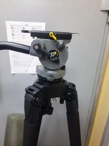 01-200777518: Miller ds-10 fluid head