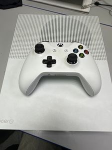 01-200777088: Microsoft xbox one s 1tb
