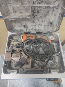 Б/в Багатофункціональний інструмент Black&Decker mt 300 01-200804494
