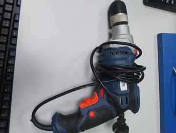 Б/у Дрель ударная Dexter pc900id 01-200805401