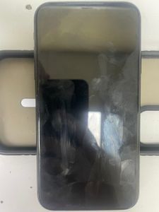 Б/в Мобільний телефон Apple iphone 11 64gb 01-200808916