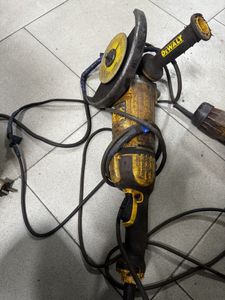 Б/у Угловая шлифмашина Dewalt dwe4599 01-200834762