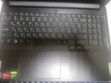 Б/в Ноутбук Lenovo 15/ryzen 5 5600h ddr4/8gb ddr4/hdd *відсутній/ssd 256 gb/geforce gtx1650 4gb 01-200833049