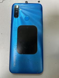 Б/у Мобильный телефон Realme c3 3/64gb 01-200856500