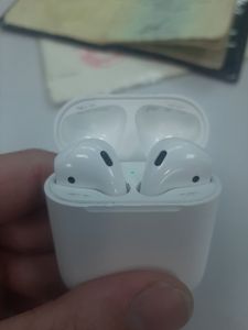 Б/в Навушники Apple airpods 2nd generation a1602, a2031, a2032 01-200859772