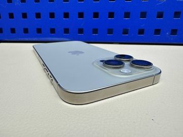 Б/в Мобільний телефон Apple iphone 16 pro max 256gb 01-200865220