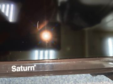 Б/в Телевізор Saturn led32hd900ust2 01-200870694
