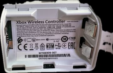 Б/в Ігрова приставка Microsoft xbox series s 512gb 01-200878423