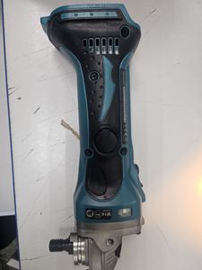 Б/в Кутова шліфмашина Makita dga452 2акб 3ah зп 01-200880607