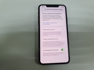 Б/в Мобільний телефон Apple iphone 11 pro max 64gb 01-200882127