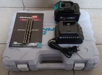 Б/у Перфоратор Grand па-20/26 bl 2акб 6ah зп 01-200891078