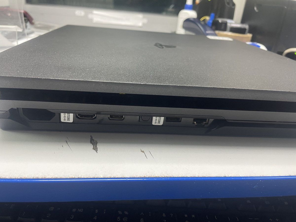 playstation 4 pro 1tb