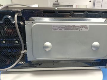 Б/в Мікрохвильова піч Samsung ge88sut 01-200907628