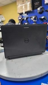 Б/у Ноутбук Dell 13/core i3 4010u ddr3/4gb ddr3/hdd 120 gb/ssd *відсутній/*інтегрована 01-200919734