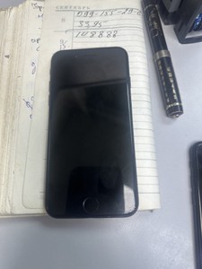 Б/в Мобільний телефон Apple iphone 7 32gb 01-200941937