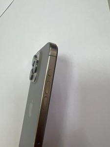 Б/в Мобільний телефон Apple iphone 15 pro 256gb 01-200947332