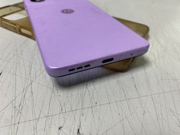 Б/в Мобільний телефон Motorola moto e14 2/64gb 01-201001185