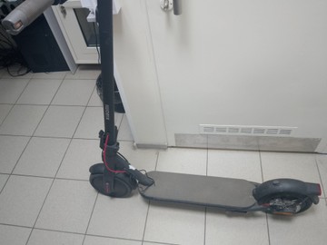 Б/в Електросамокат Xiaomi mi electric scooter 4 01-201027943