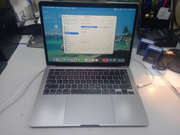 Apple macbook pro 13 2020 a2251/core i5 2.0ghz/ram16gb/ssd512gb/iris plus