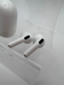 Б/в Навушники Apple airpods 4 01-200999273