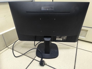 Б/в Монітор Philips 243v7q 01-201131231