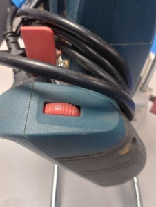 Б/у Фрезер Bosch gof 130 01-201129404