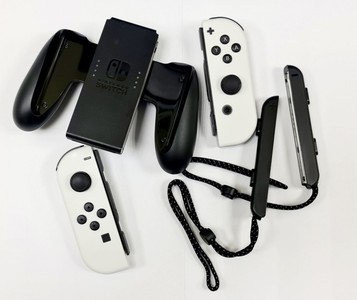 Б/в Ігрова приставка Nintendo switch oled 01-201146983
