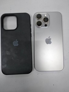 Б/в Мобільний телефон Apple iphone 15 pro max 256gb 01-201181163