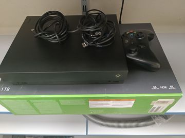 01-200485991: Microsoft xbox one x 1tb