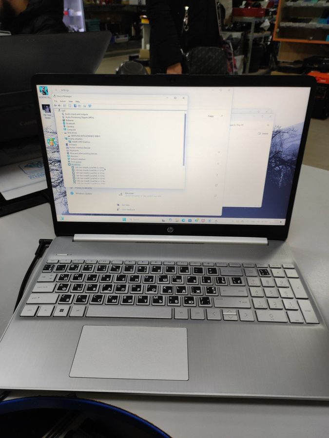 Hp єкр. 15,6/ core i3-1215u/ ram8gb/ ssd256gb/ intel uhd