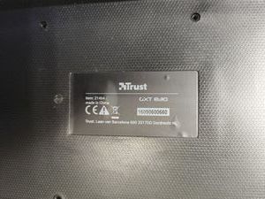 01-200520800: Trust gxt 830-rw avonn gaming keyboard